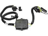 OEM 2005 GMC Canyon Trailer Wiring Harness, Note:Includes Harness and Bracket; - 17801656