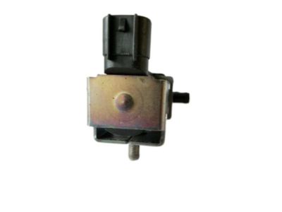 Kia 3946038650 Purge Control Solenoid Valve