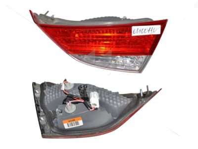 Hyundai 92440-3X000 Lens & Housing-Rear Combination Inside Lamp, RH