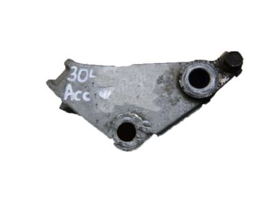 Acura 50620-SDA-A01 Bracket, Side Engine Mounting