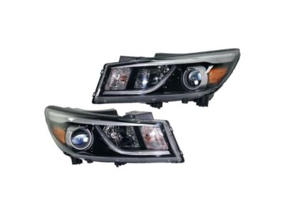 Kia 92102A9120 Passenger Side Headlight Assembly