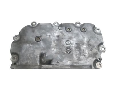 Nissan 11046-AU005 Cover-Cylinder Head