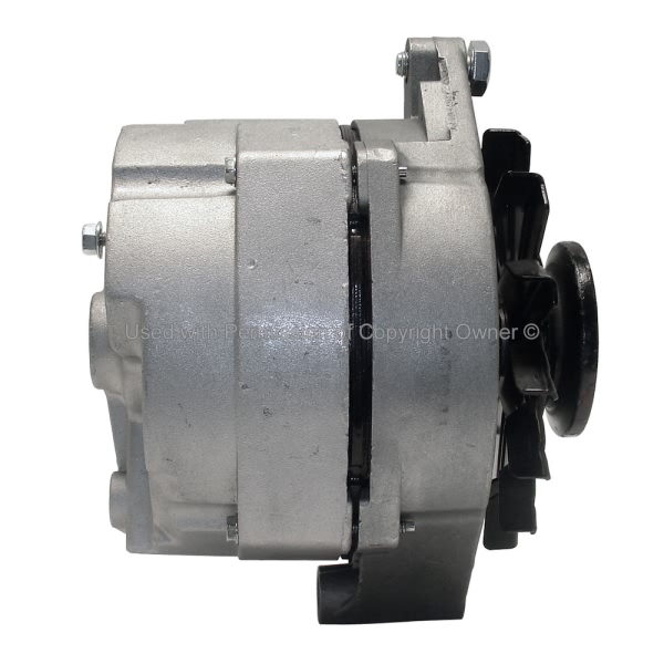 Quality-Built Alternator Remanufactured 7137112