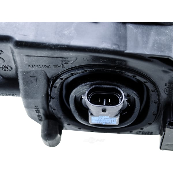 Hella Driver Side Replacement Fog Light 008275031