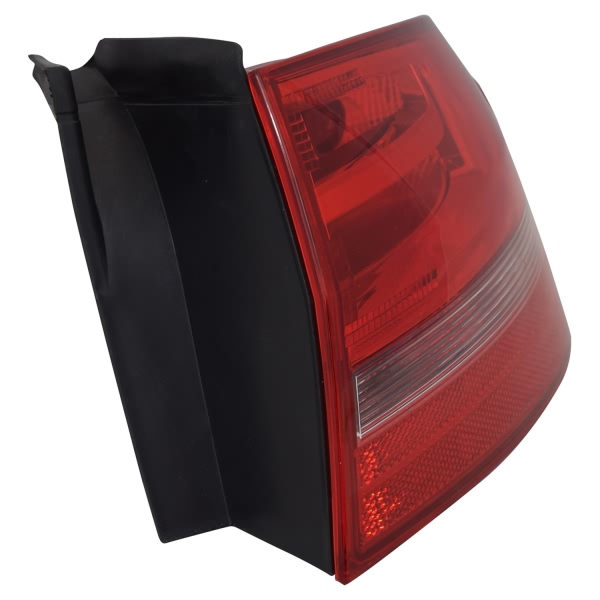 TYC TYC NSF Certified Tail Light Assembly 11-6517-00-1