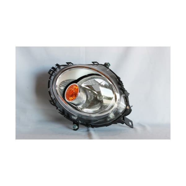 TYC Driver Side Replacement Headlight 20-6888-00