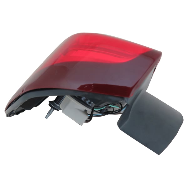 TYC Passenger Side Replacement Tail Light 11-6007-00-9