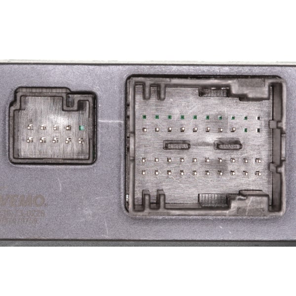 VEMO Window Switch V30-73-0226