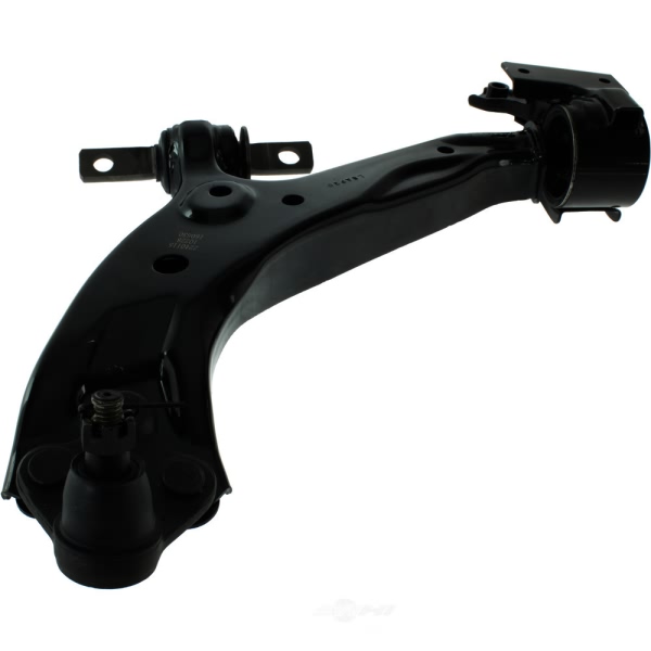 Centric Premium™ Front Driver Side Lower Control Arm and Ball Joint Assembly 622.40115