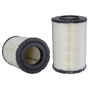 WIX Radial Seal Air Filter for 2000 Cadillac Escalade - 46441