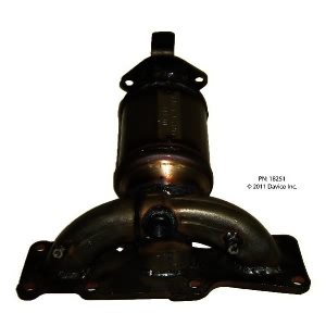 Davico Exhaust Manifold with Integrated Catalytic Converter for 2008 Kia Amanti - 18251